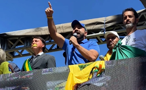 Deputado Lincoln Drumond participa de ato contra Lula e Alexandre de Moraes em BH