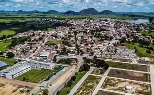 Operador de trator morre atropelado enquanto dormia embaixo do veículo