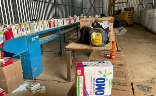 Polícia descobre fábrica clandestina e apreende 27 toneladas de sabão em pó em MG