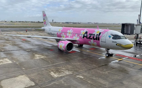 Ameaça de bomba obriga avião da Azul a pousar de emergência em Brasília