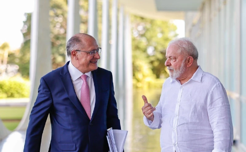 Lula e Alckmin finalizam plano contra tarifaço dos EUA em reunião nesta segunda