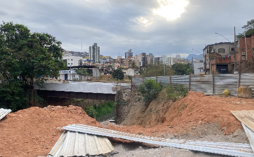 Fabriciano inicia obras de recuperação de ponte afetada pelas chuvas