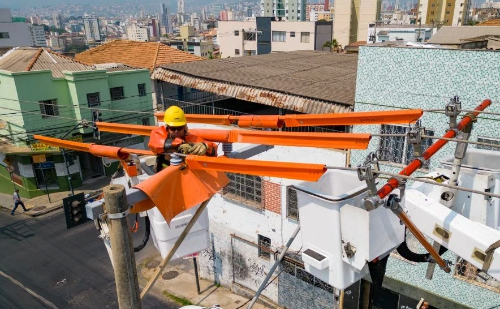 Cemig investe R$ 2,8 bilhões em Minas Gerais no 1º semestre deste ano