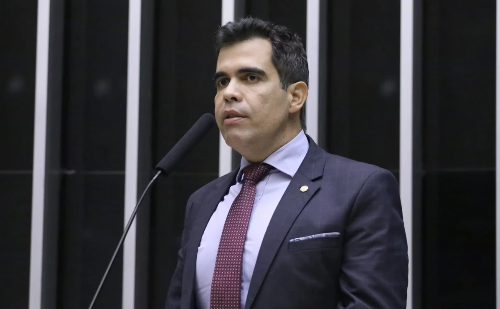 Indicação de Ricardo Ayres à CPMI do INSS gera reação da oposição