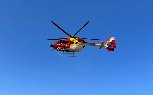 Homem de 71 anos tem 80% do corpo queimado após explosão de pólvora e é levado de helicóptero para hospital em BH