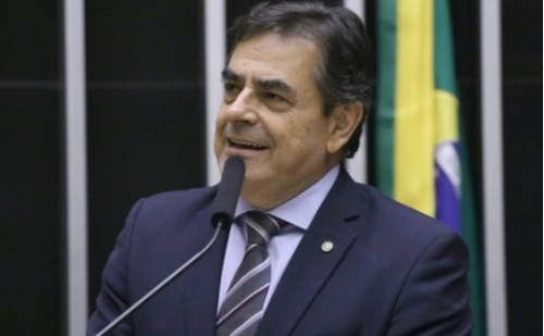 Domingos Sávio visita Bolsonaro e critica decisão de Moraes