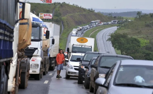 Justiça obriga governo a reativar radares nas rodovias federais
