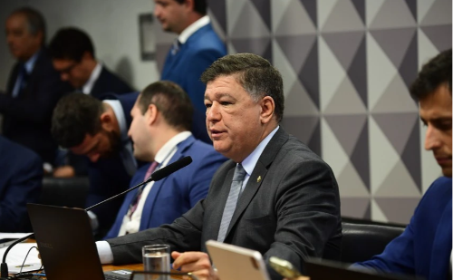 Senador mineiro Carlos Viana é eleito presidente da CPMI do INSS