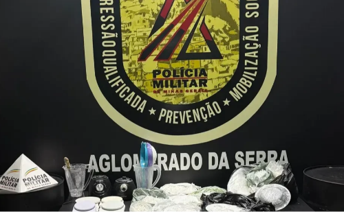 Polícia encontra laboratório de cocaína escondido na casa do pai de suspeito