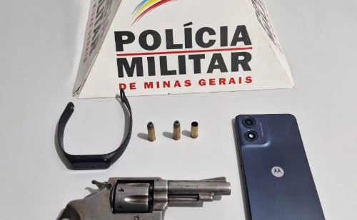 Homem armado é preso após ameaçar pedestres em Ipatinga