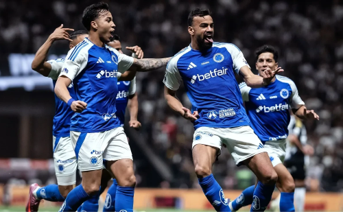 Cruzeiro vence Atlético-MG com gols de convocados e abre vantagem na Copa do Brasil