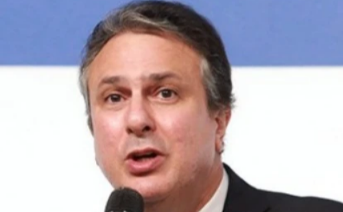 Ministro da Educação assina doação de terreno para novo campus do IFMG
