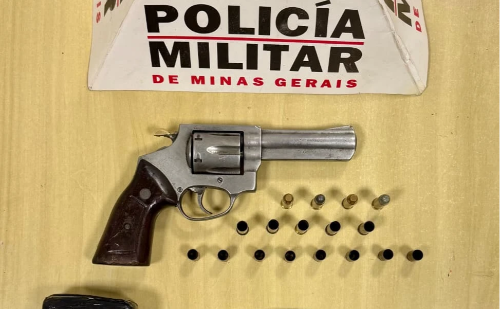 Polícia Militar prende homem por tráfico, arma ilegal e resistência em Ipaba