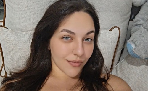 Mãe é presa suspeita de matar bebê com banana amassada com veneno de rato em SP