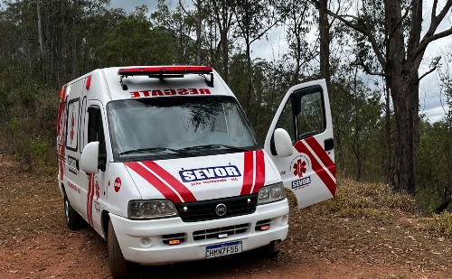 Motociclista sofre acidente grave durante trilha em serra de João Monlevade