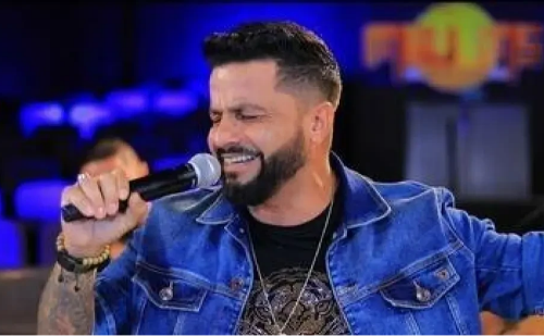 Cantor sertanejo com ficha criminal e tornozeleira é executado por falsos policiais em MS