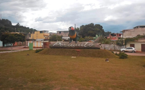 Homem morre após fumar cigarro com página da Bíblia em Periquito