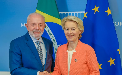 Lula discute acordo Mercosul-UE com líder europeia em meio a crise global