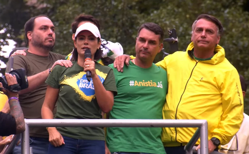 Michelle Bolsonaro deve participar de ato na Paulista organizado por Malafaia