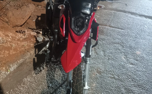 Acidente entre motos deixa três feridos em João Monlevade