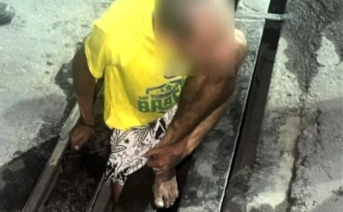 Homem preso em bueiro come salgadinho durante resgate em Minas Gerais