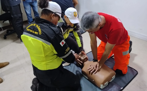 Agentes e vigilantes de Ipatinga recebem capacitação em primeiros socorros