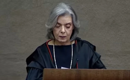 Cármen Lúcia pode definir destino de Bolsonaro em julgamento no STF