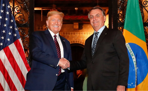 Trump critica STF e compara caso de Bolsonaro ao seu