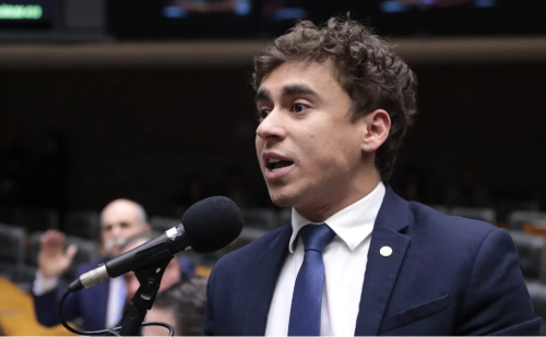 Nikolas Ferreira reage a posts e pede demissão de autores