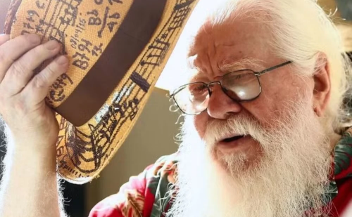 Hermeto Pascoal morre aos 89 anos no Rio