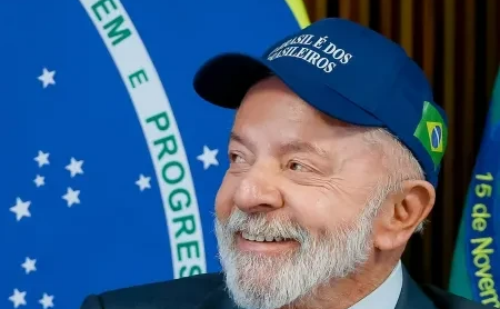 Lula diz ter orgulho do STF por condenação de Bolsonaro