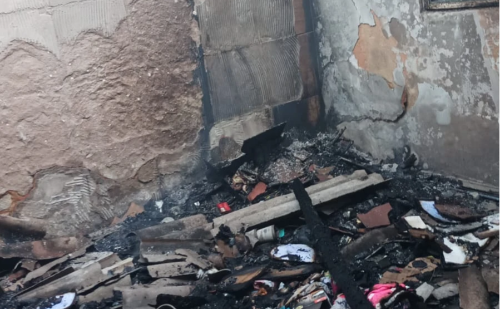 Incêndio destrói residência em Ipatinga