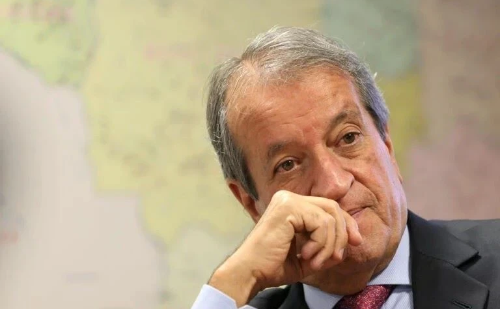 PT reage e anuncia ação judicial contra Valdemar Costa Neto