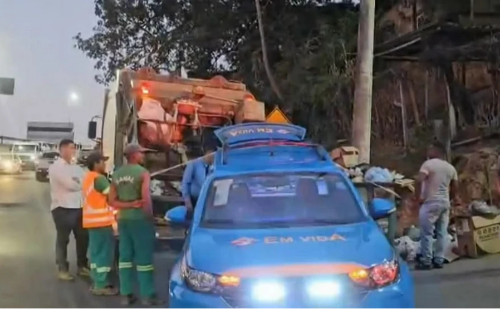 Feto é encontrado em caçamba de lixo durante coleta em Minas Gerais