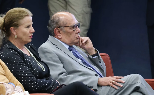 Gilmar Mendes dá andamento a ações que podem endurecer impeachment de ministros do STF