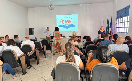 Timóteo empossa novos membros do Conselho Municipal de Educação