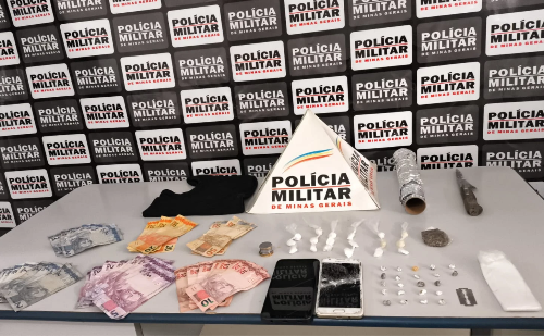Adolescentes são apreendidos por tráfico de drogas em Santa Rita de Minas