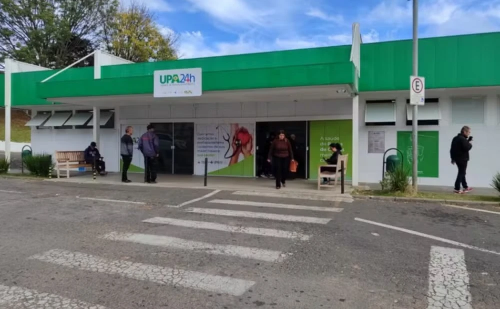 Homem é socorrido após se confundir e passar cola instantânea no olho em MG