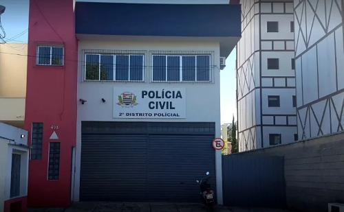 Flagrada mulher que aplicava golpes com comprovante de PIX adulterado