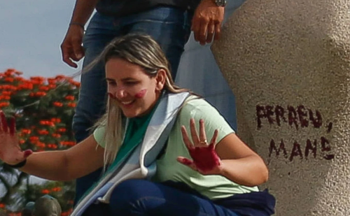 Débora do batom começará a cumprir pena de 14 anos