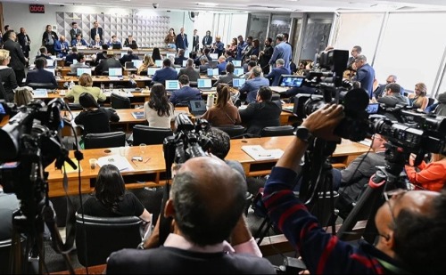 CPMI do INSS prioriza depoimentos de dirigentes ligados a fraudes milionárias