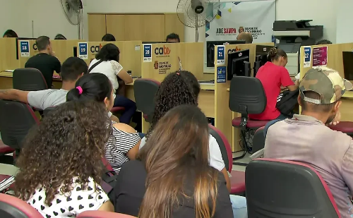 SP abre 4 mil vagas em mutirão de emprego para pessoas com 50 anos ou mais
