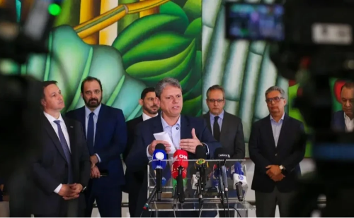 Tarcísio descarta PCC em esquema de bebidas com metanol