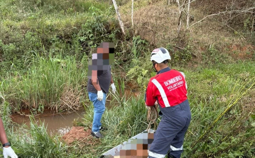 Corpo em decomposição é achado em córrego de zona rural em São Domingos do Prata