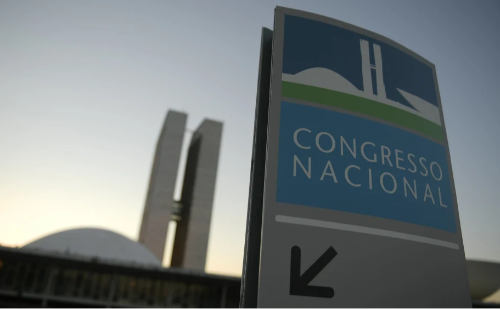 Fundão de R$ 4,9 bi para 2026 sai de cortes no Orçamento