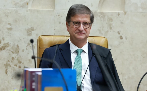 Gonet solicita arquivamento de investigação contra Bolsonaro