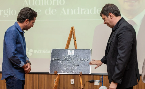 Auditório do Hospital Municipal de Ipatinga é nomeado em homenagem a Sérgio Leite