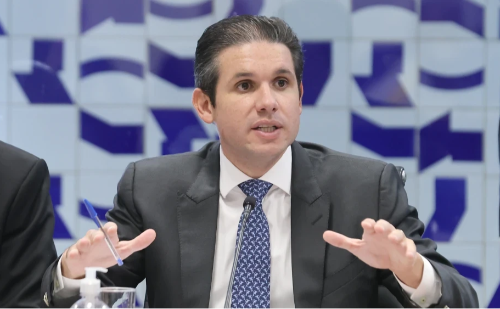 Sem consenso, PL da Anistia segue travado na Câmara