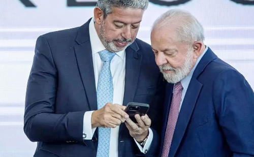 Lula sanciona lei que muda prazo de idade mínima para deputados