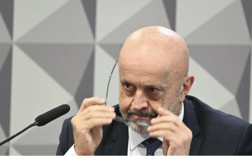 Fraude no INSS: 70% das entidades com descontos em aposentadorias repassaram verbas a lobistas